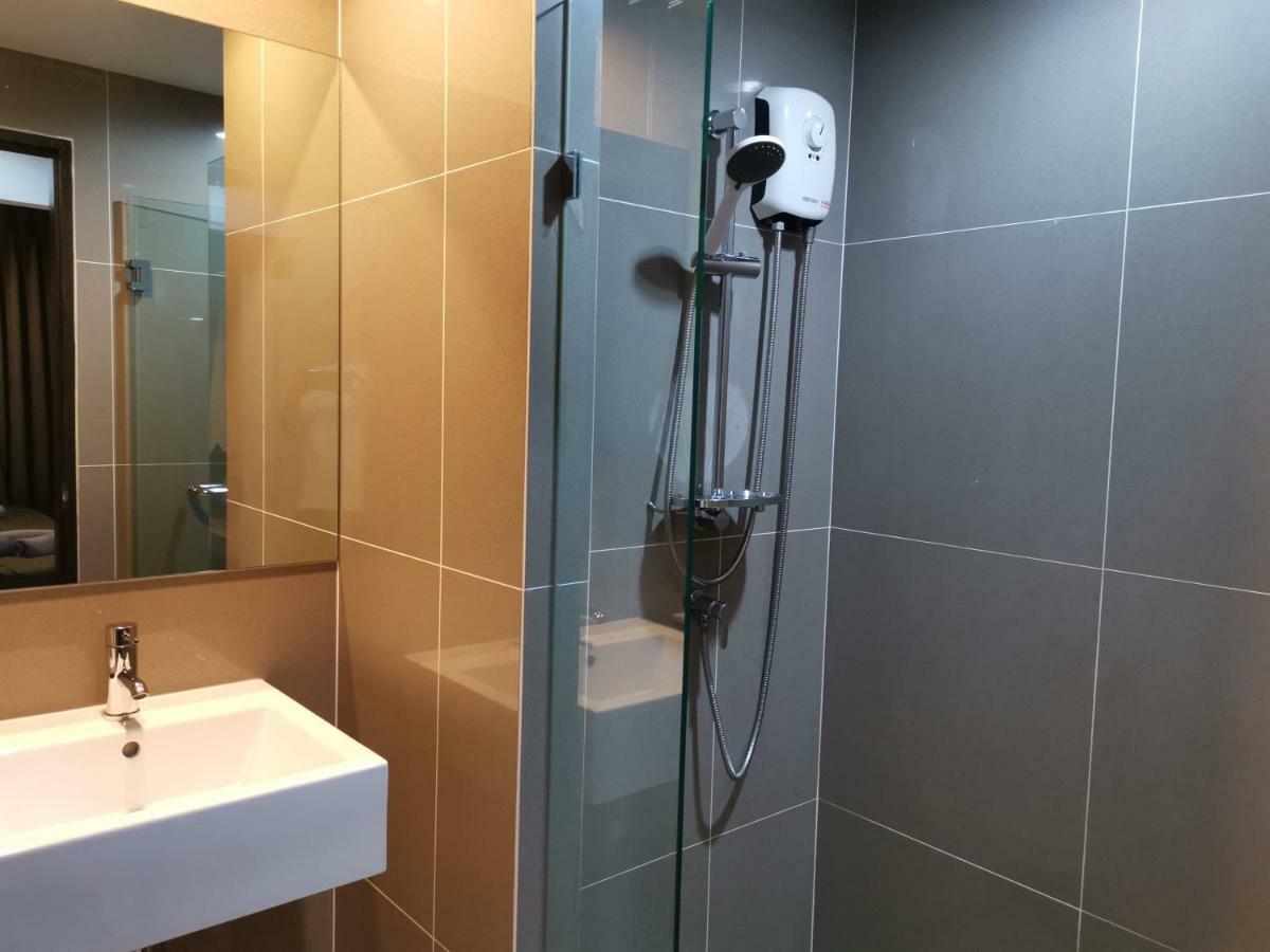 5 Floor - Centrio Condominium In Phuket Town - 30 Mins To Beaches Екстериор снимка